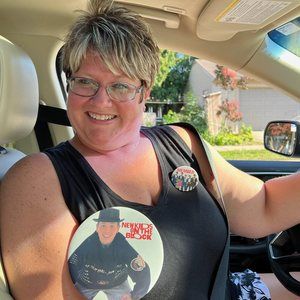 Meet your Posher, Marisa